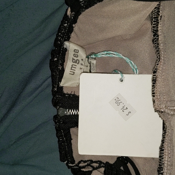 NWT umgee black lace size L - Picture 8 of 11